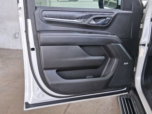 Used 2021 GMC Yukon Denali w/ Denali Premium Package RWD image 15