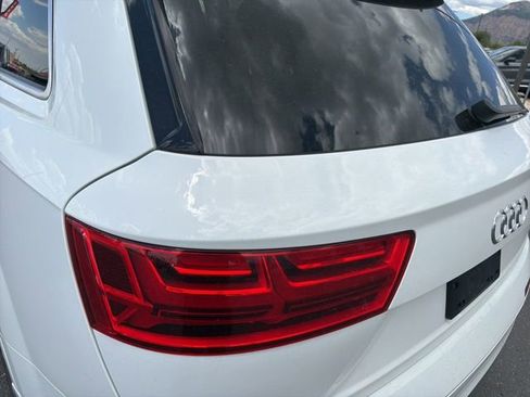 Used 2017 Audi Q7 3.0T Premium Plus w/ Premium Plus Package AWD/4WD image 23