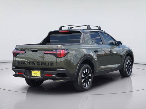 Used 2026 Hyundai Santa Cruz SEL FWD image 6