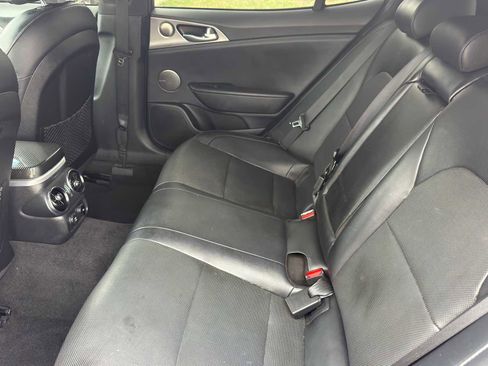 Used 2020 Kia Stinger GT1 image 33