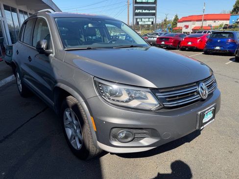 Used 2013 Volkswagen Tiguan SEL AWD/4WD image 7