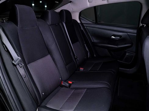 Used 2021 Nissan Sentra SV FWD image 18
