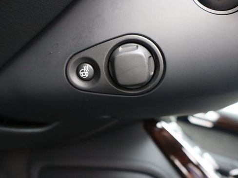 Used 2017 Audi A8 L 3.0T w/ Executive Package image 11