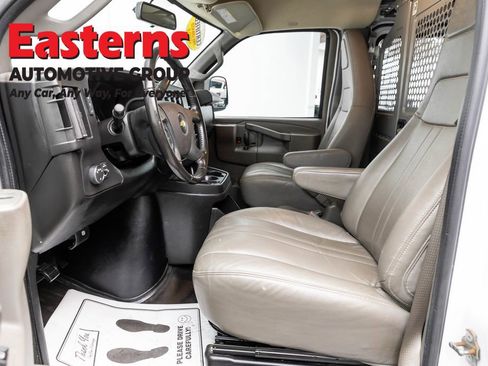 Used 2020 Chevrolet Express 2500 w/ Driver Convenience Package image 14