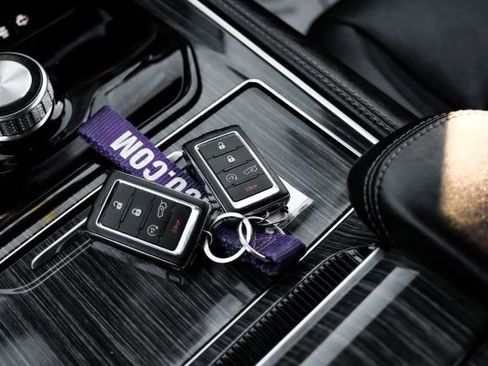 Used 2022 Jeep Wagoneer Series II w/ Rear Seat Video Group 1 image 66