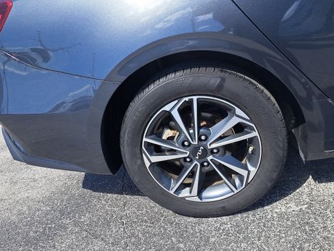 Used 2024 Kia Forte LXS image 10