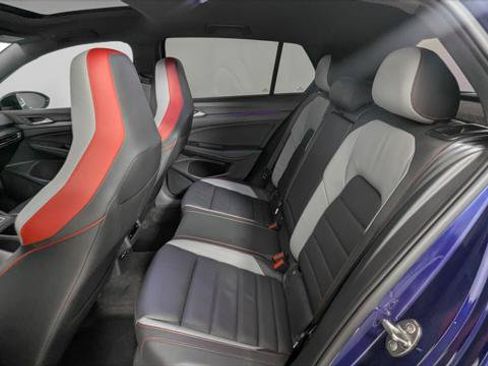 Used 2022 Volkswagen GTI Autobahn FWD image 17