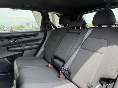 Used 2025 Honda CR-V Sport image 29