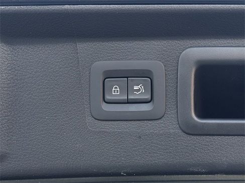 Used 2025 MAZDA CX-50 AWD 2.5 S w/ Premium Plus Pkg image 34