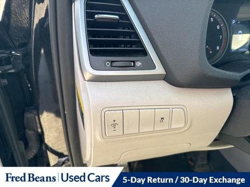 Used 2018 Hyundai Tucson SE image 19