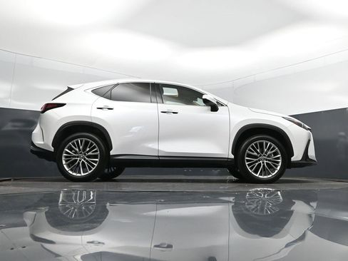 Certified 2025 Lexus NX 350 AWD w/ Accessory Package (2T) image 43