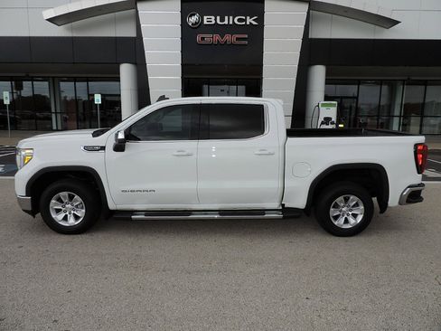 Certified 2021 GMC Sierra 1500 SLE w/ Preferred Package image 8
