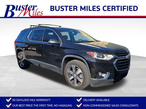 Used 2021 Chevrolet Traverse LT w/ LT Premium Package image 1