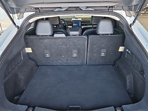 Used 2022 Ford Mustang Mach-E Select image 18