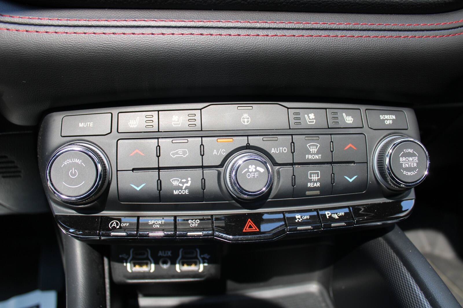 Used 2023 Dodge Durango GT AWD/4WD image 19