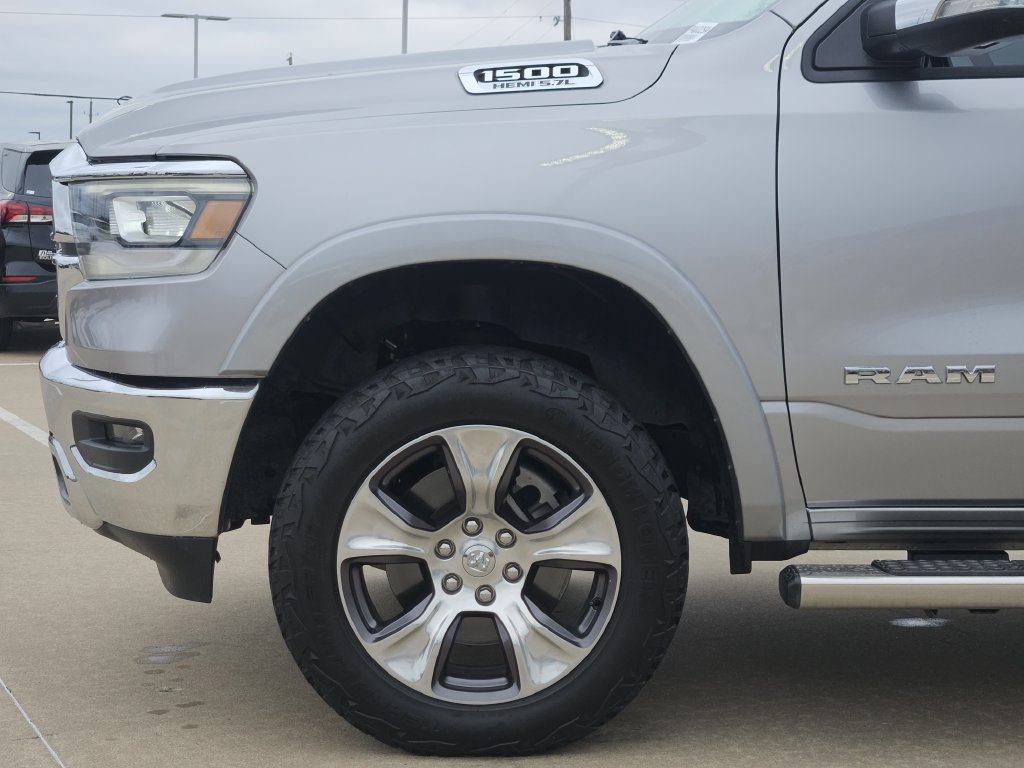 Used 2019 RAM 1500 Laramie AWD/4WD image 8