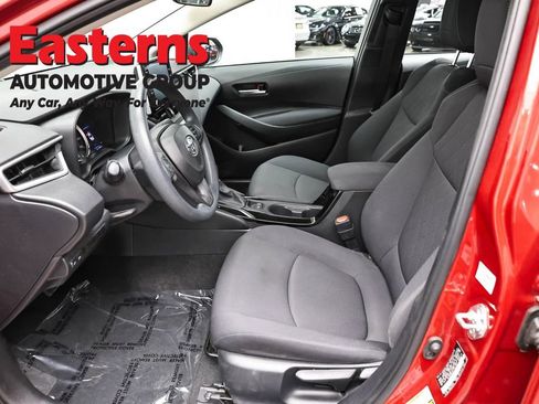 Used 2020 Toyota Corolla LE FWD image 13