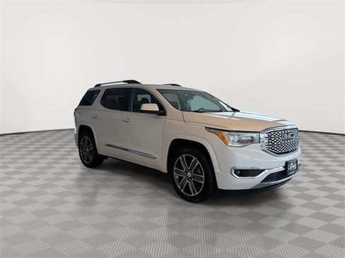 Used 2018 GMC Acadia Denali w/ Technology Package image 13