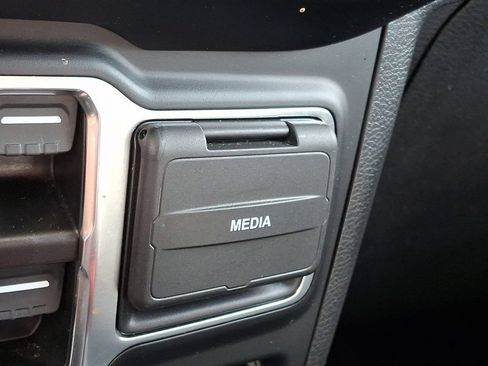 Used 2023 Jeep Gladiator Overland AWD/4WD image 24