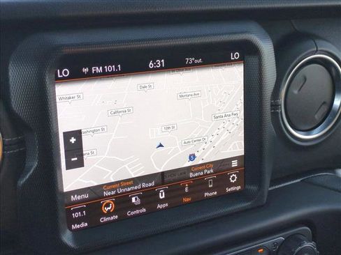 Used 2023 Jeep Wrangler Sahara image 13