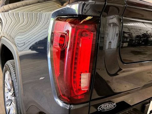 Certified 2023 GMC Sierra 1500 Denali w/ Denali Reserve Package AWD/4WD image 8