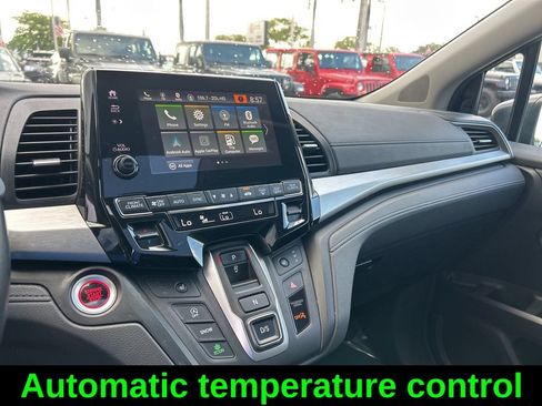 Used 2024 Honda Odyssey EX-L image 13