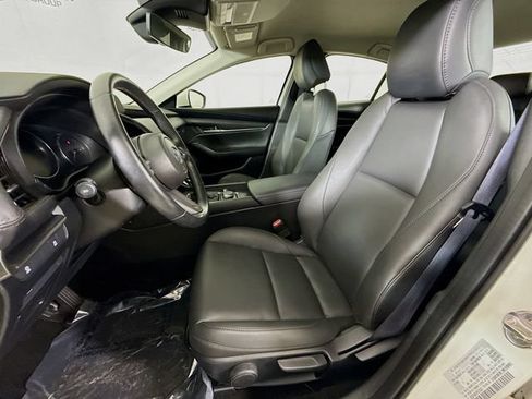 Used 2023 MAZDA MAZDA3 s FWD image 19