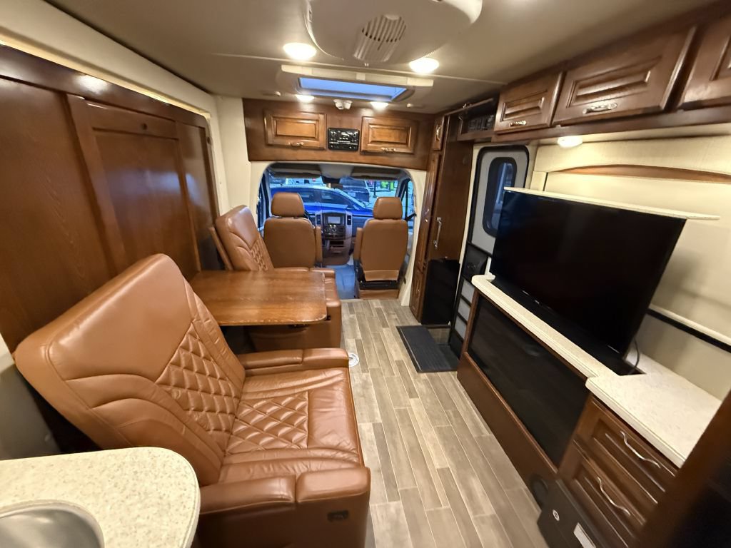 Used 2017 Mercedes-Benz Sprinter 3500 image 38