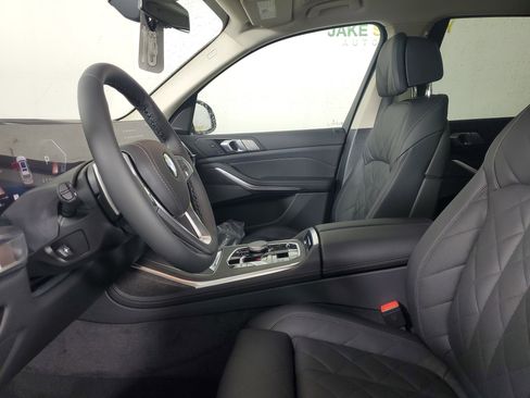 Certified 2026 BMW X7 xDrive40i image 9