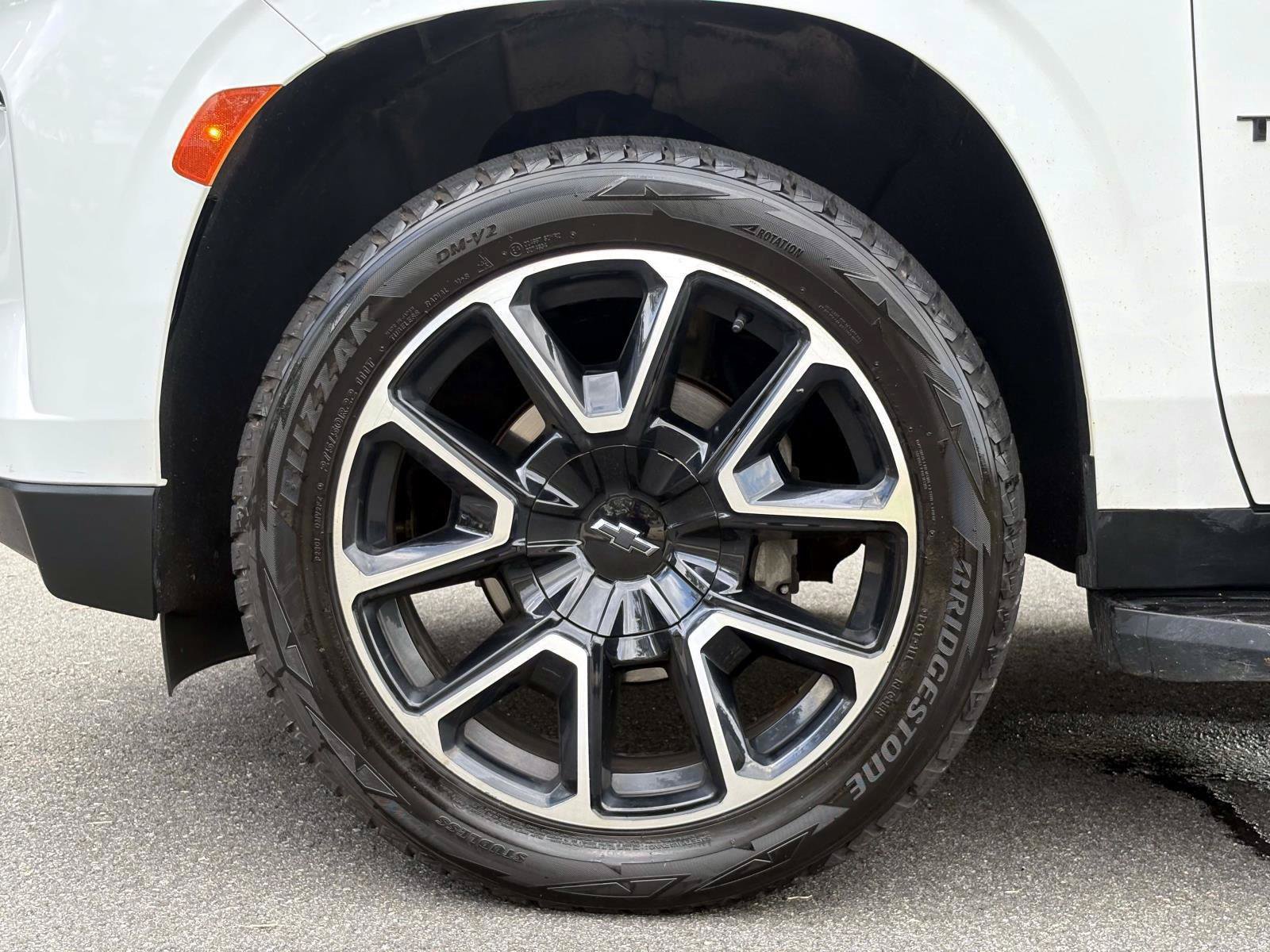 Used 2023 Chevrolet Tahoe RST w/ Luxury Package AWD/4WD image 30
