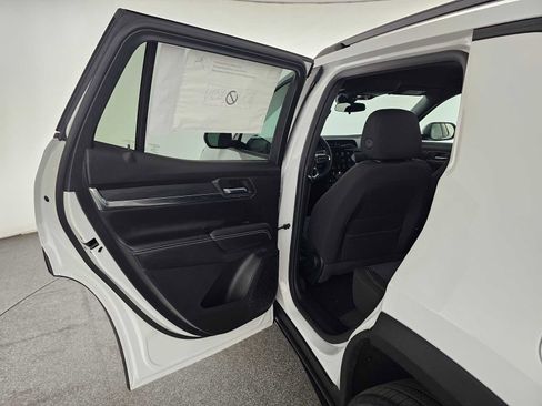 New 2026 GMC Terrain Elevation w/ Black Edition image 15