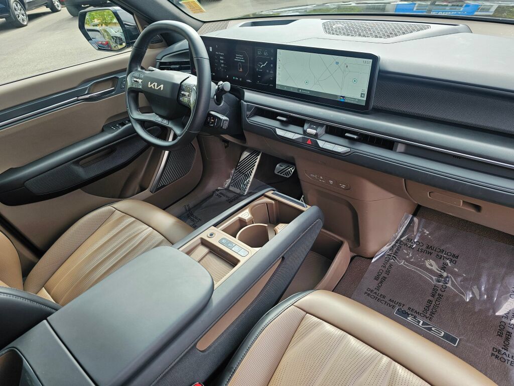 Certified 2024 Kia EV9 GT-Line AWD/4WD image 33