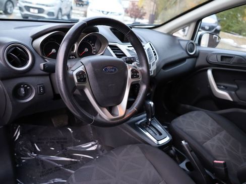 Used 2013 Ford Fiesta SE image 15