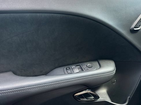 Used 2023 Dodge Challenger SRT Hellcat RWD image 11