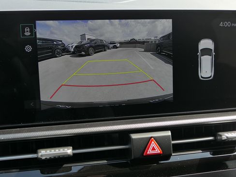 New 2026 Kia Sportage LX image 18