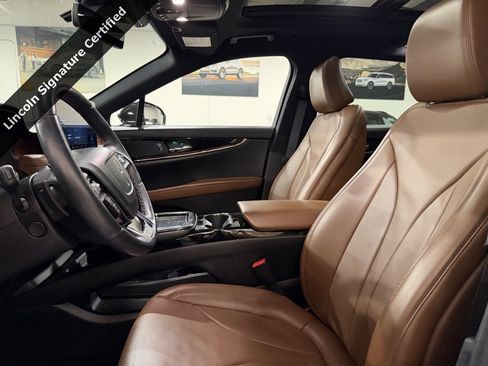 Certified 2023 Lincoln Nautilus Reserve image 30