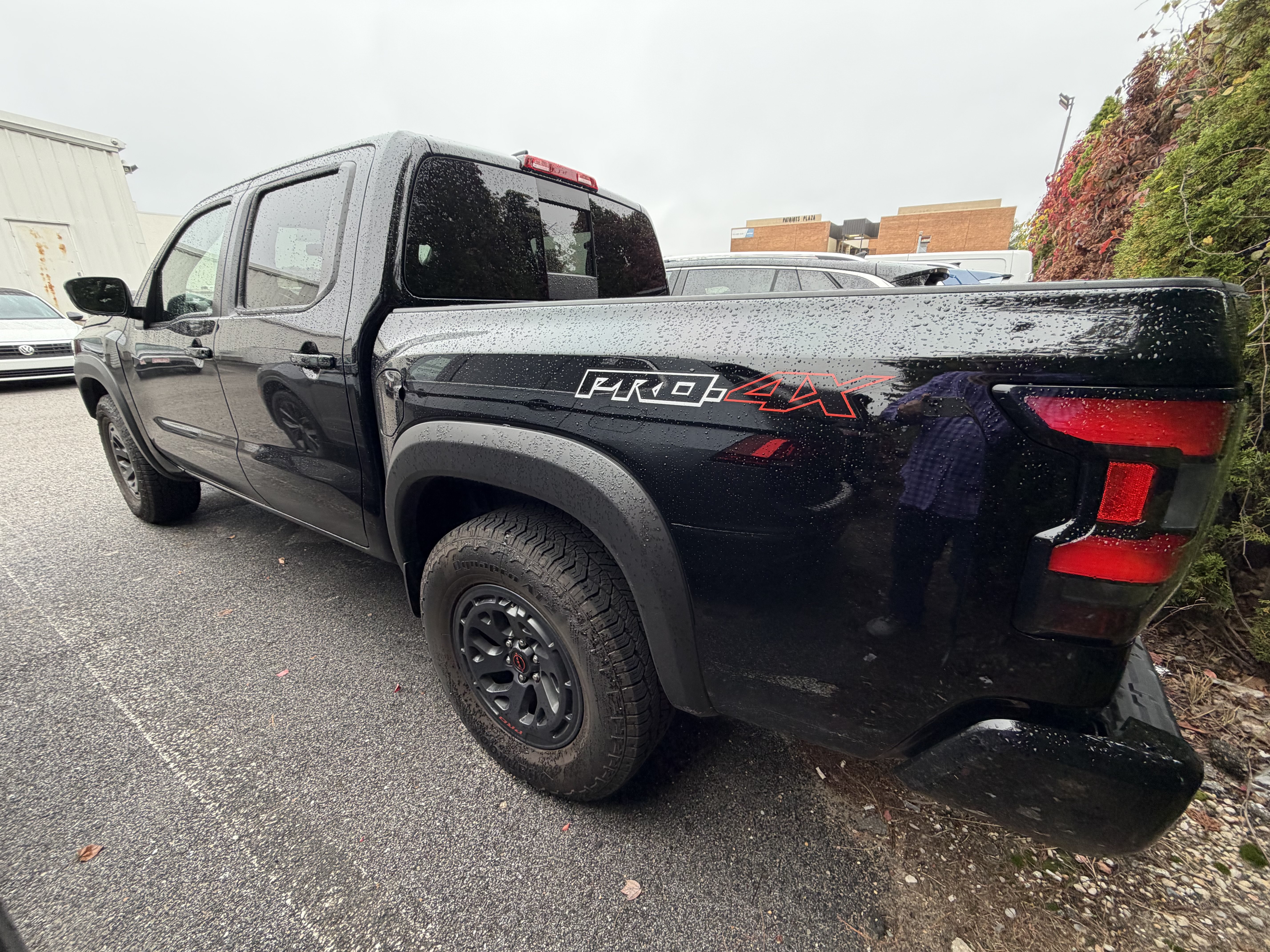 Used 2026 Nissan Frontier PRO-4X AWD/4WD image 14