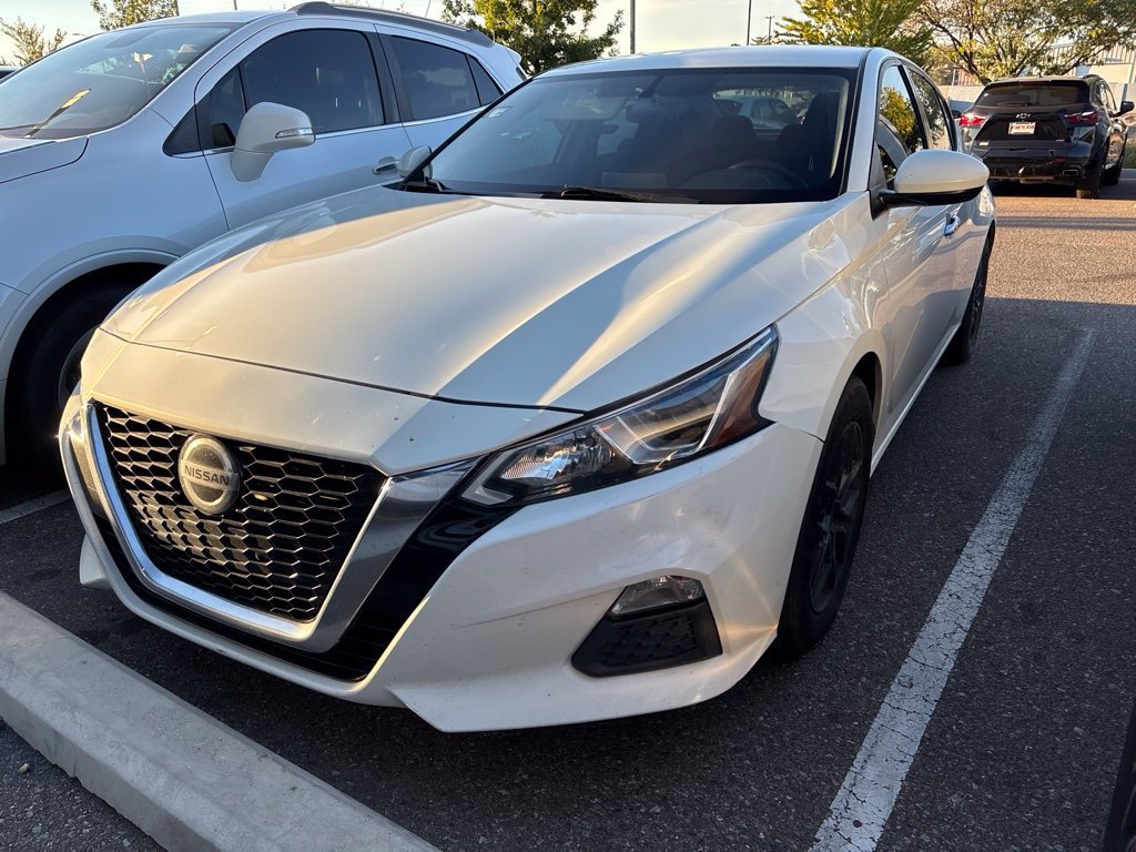 Used 2020 Nissan Altima 2.5 S FWD image 2