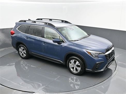Used 2024 Subaru Ascent Premium w/ Convenience Package image 21