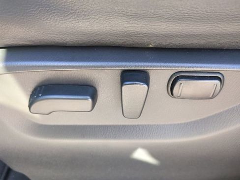 Used 2022 Nissan Armada SL w/ Midnight Edition Package image 22