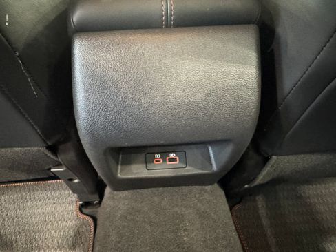 Used 2025 Nissan Altima 2.5 SR AWD/4WD image 8