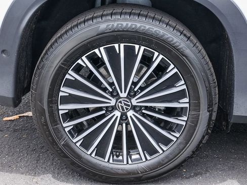 New 2025 Volkswagen Tiguan S image 15