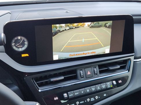 New 2025 Lexus ES 350 w/ Premium Package image 12