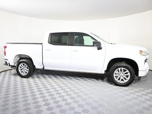 Used 2024 Chevrolet Silverado 1500 RST image 9