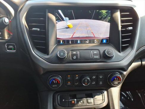 Used 2023 GMC Acadia AT4 w/ Technology Package AWD/4WD image 18