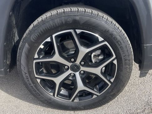 Used 2025 Jeep Compass Limited image 12