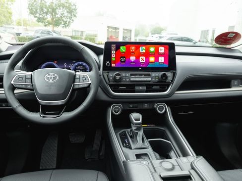 New 2026 Toyota Grand Highlander AWD Hybrid image 14