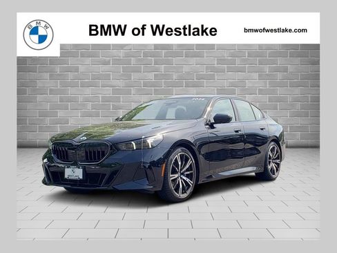 Used 2026 BMW 540i xDrive AWD/4WD image 1