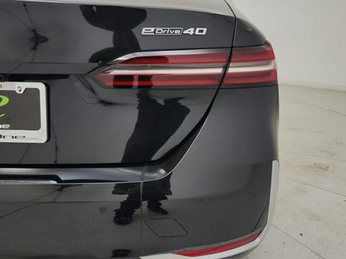 Used 2024 BMW i5 eDrive40i w/ M Sport Package RWD image 44