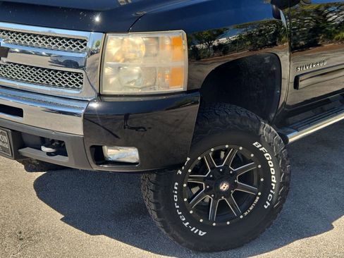 Used 2011 Chevrolet Silverado 1500 LT w/ All-Star Edition image 5